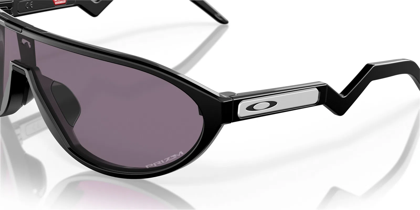 Oakley Cmdn 9467 Sunglasses - view 41